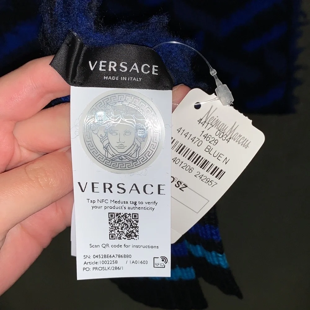 Authentic Versace Greta Wool Scarf Unisex